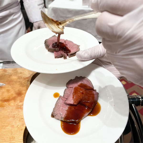 12ソースかけまーす_2