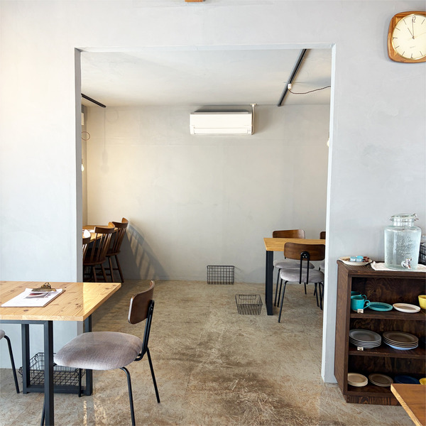 20店内
