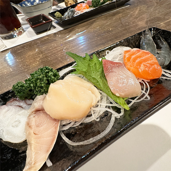 05お刺身盛り合わせ(1980円)