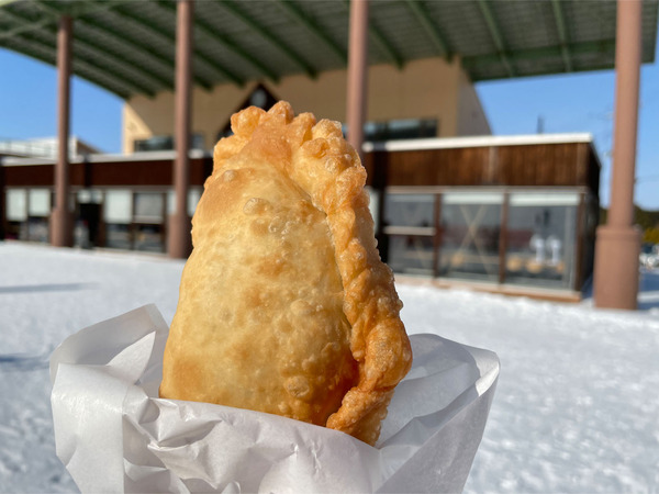 04ピッツァフリットリンゴ(500円)