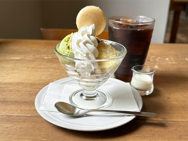 09抹茶ミニパフェ(650円)