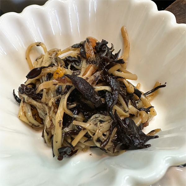 03ひじきとなめ茸の紫蘇和え
