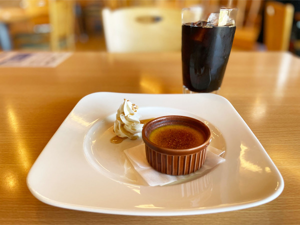 04アーモンドブリュレ(280円)・アイスコーヒー(440円⇒230円)