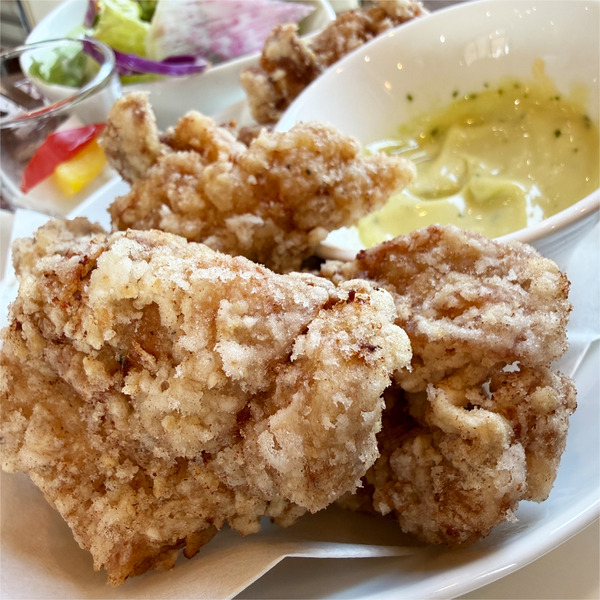 03鶏のからあげ・バジルマヨ