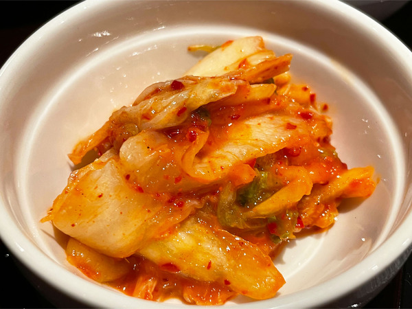 09定食のキムチ