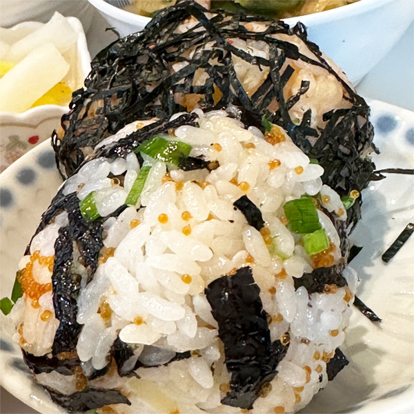 03韓国風おにぎり・チュモクパプ