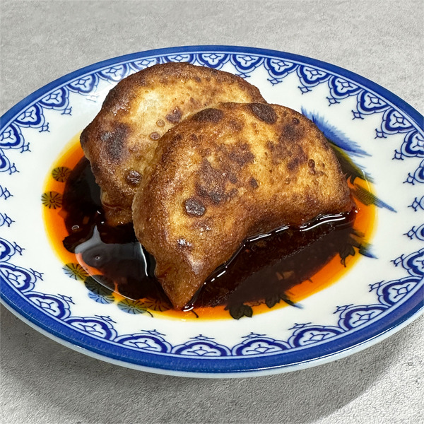 02明明餃子(300円×2)