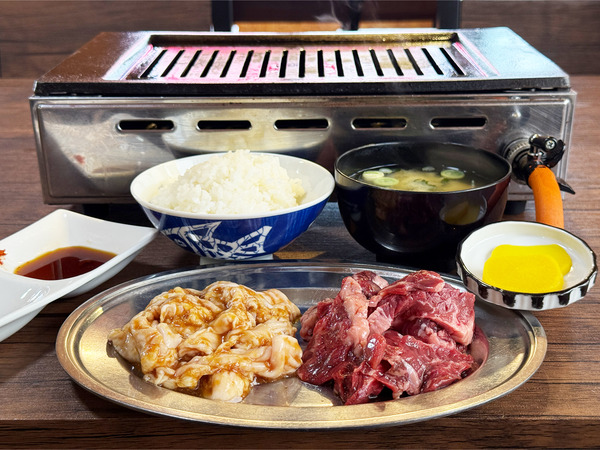 01特上ホルモンランチ(800円)・サガリ(1150円)