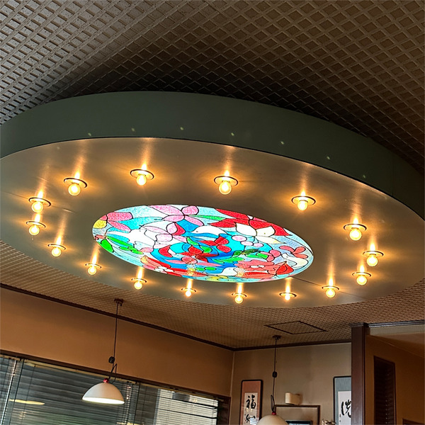 11ステキなステンドグラスです