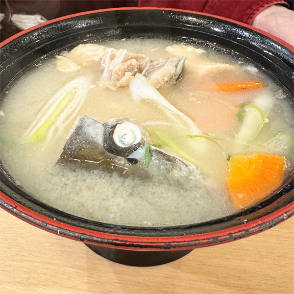 14サーモンのあら汁