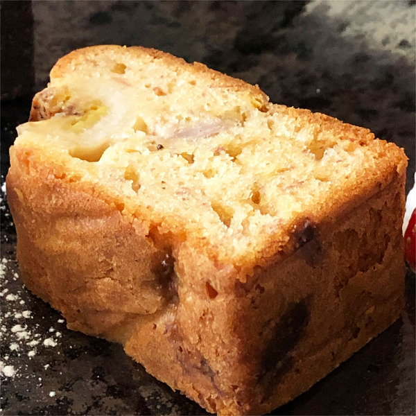 06バナナパンドケーキ(180円)