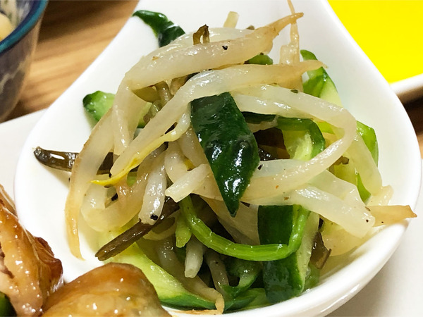 06ルッコラともやしときゅうりの塩昆布ごま油和え