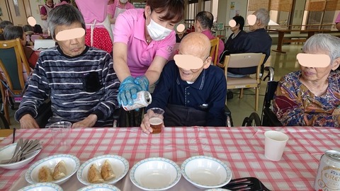 InkedDSCPDC_0001_BURST20210323142153671_COVER_LI.jpg555