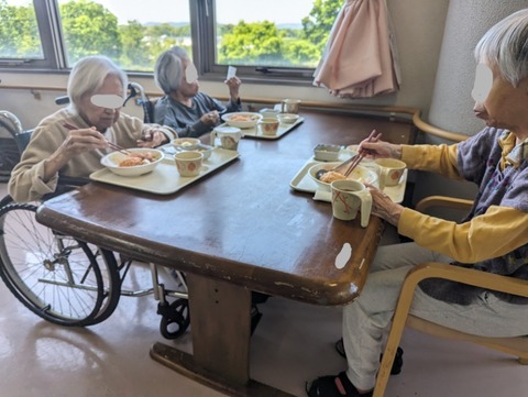 PXL_20240504_025848716.jpg1