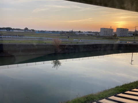 2021-03-27 06.06.45