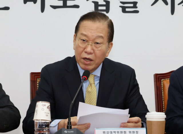 韓国与党が週4.5日勤務制検討も国民からは「公務員がサボるだけだろ」と辛辣