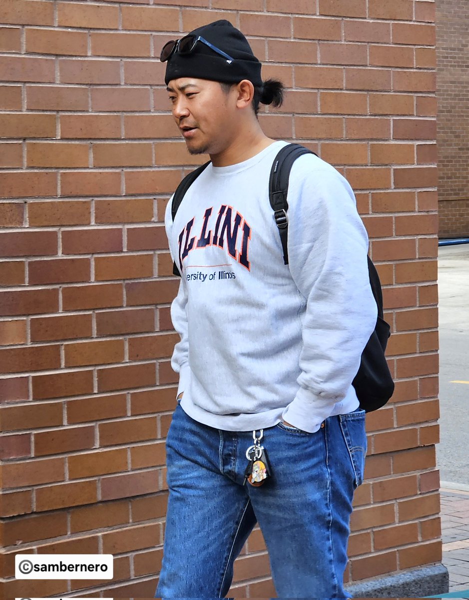 【海外の反応】今永昇太さん、今回は学生ファッションで魅了する「あの小物の使い方よ」