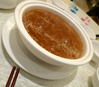 羽田発香港の旅 - 香港「煌城」でアワビ、フカヒレ、燕の巣を食す!