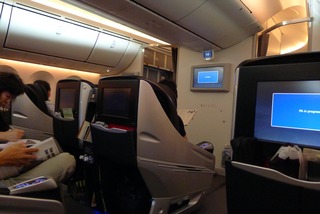 シンガポール--日本航空「JL035」便、B787のビジネスクラス