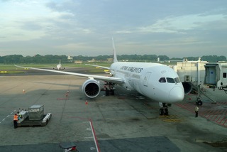 1泊3日、シンガポールの旅 - 日本航空のJAL712便-B787-8