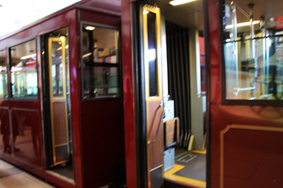 羽田発香港の旅 - 香港名物「山頂纜車(ピークトラム)」
