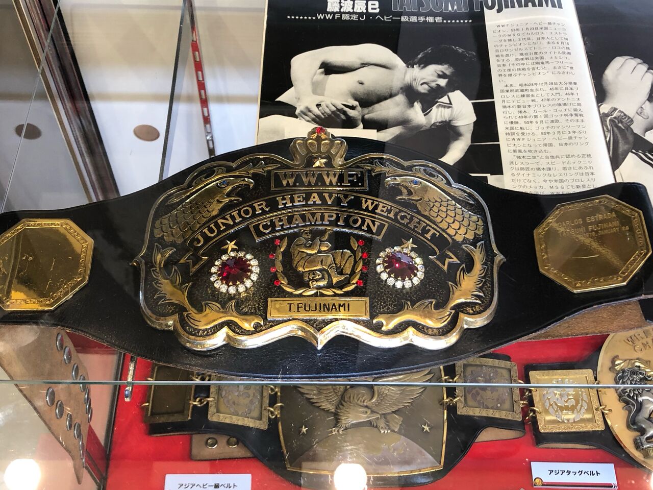 新日本プロレス50周年記念展示会「シンニチイズム」で展示された 新日本プロレス50周年記念展示会「シンニチイズム」で展示された
