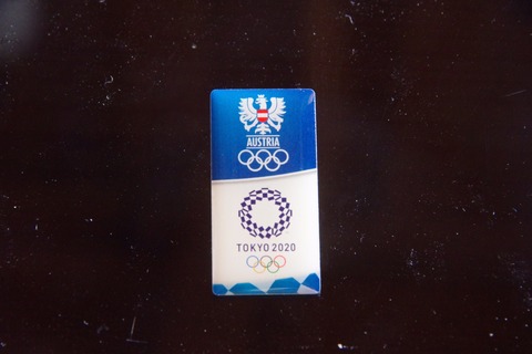 70E9CF3D-4B61-4BD2-91CF-4ABF4C5E7AD8