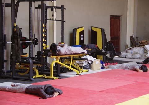 43CAC645-F666-4FFD-9FF6-C01E269ACEBD