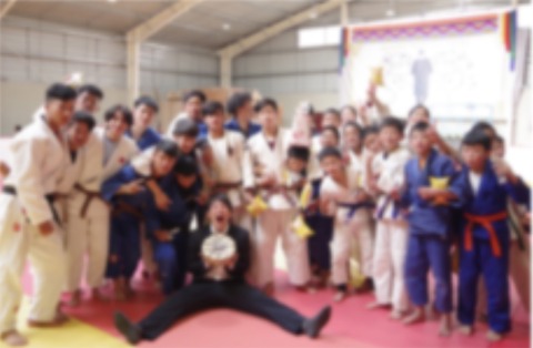 9759CD7A-19D2-42DF-BC2C-1B543D3BE55F