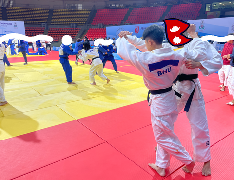 BF1C258C-9651-4AB6-A66B-E48B5C9AEE28