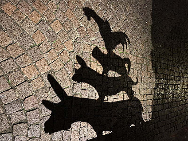 AJ4Jun09Db7HcU01762023823_1762023855