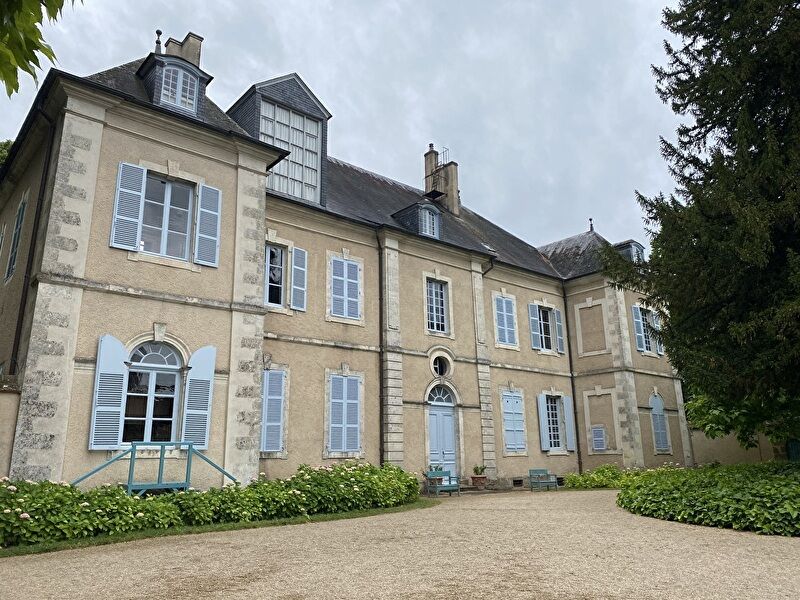 0BUMC1PiQLThrDy1751201795_1751201828