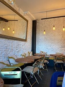 6EbyisAi0DDrKbr1724963412_1724963440