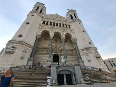 lyon10