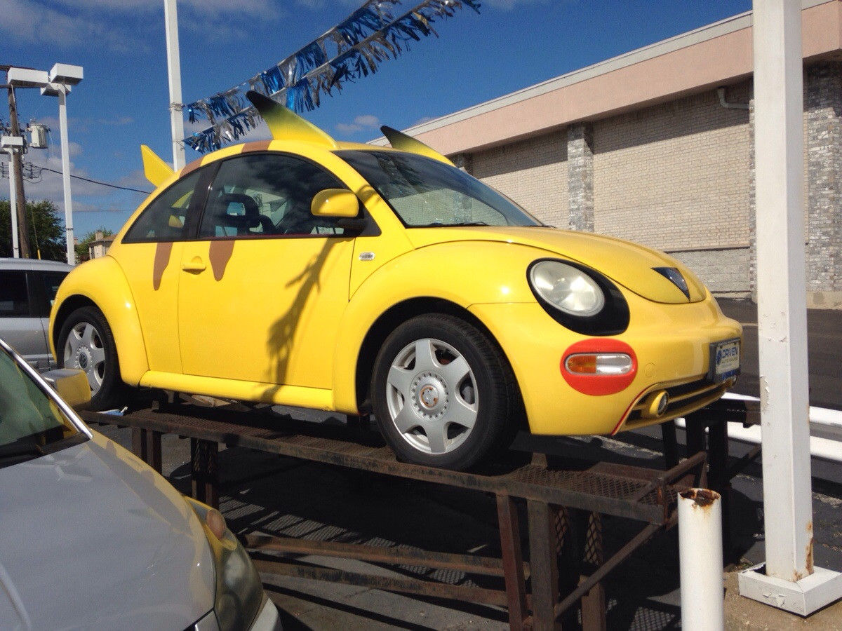 イリノイ州の中古車ショップに ピカチュウの車があったんだけど 海外の反応 海外の反応プリーズ