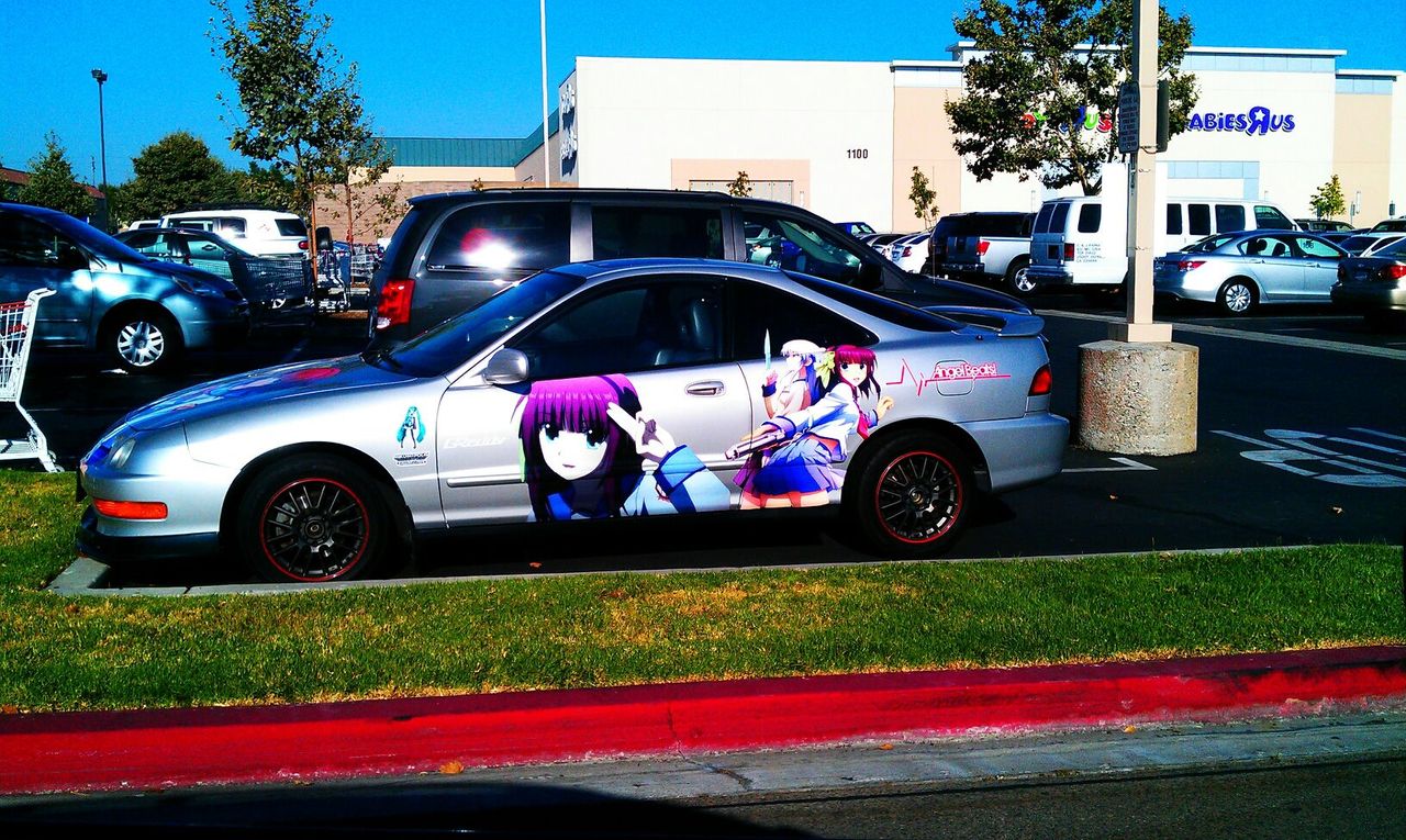 日本のアニメの痛車を アメリカで乗り回している猛者がいるらしい 海外の反応 海外の反応プリーズ