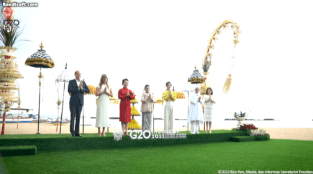 ezgif.com-gif-maker - 2022-11-16T072619.448