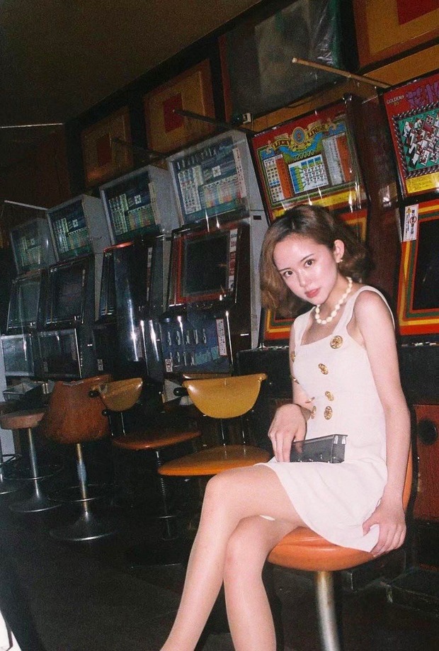 09
