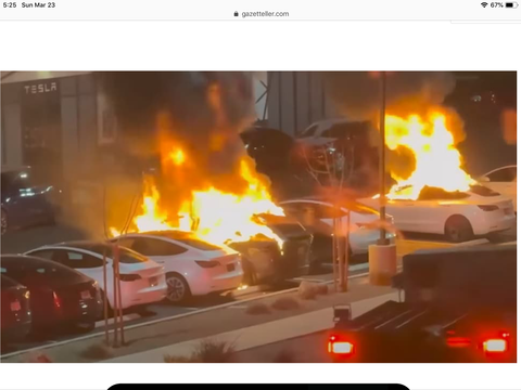 EA44CB4F-A856-426A-A885-3E3B44FEC8B5