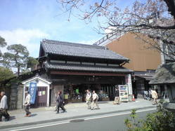 2010年4月3日鎌倉立派な建築