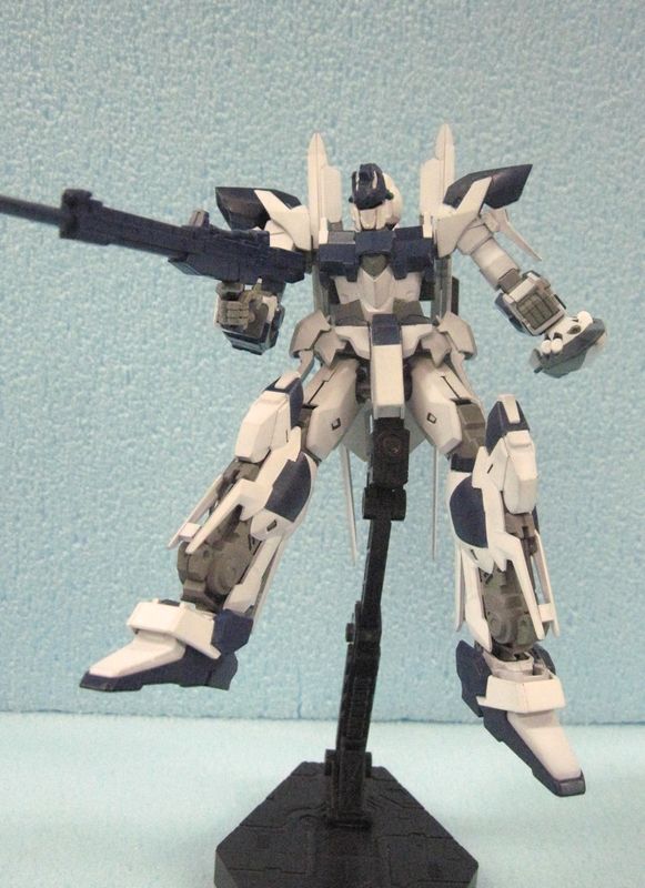 中央工学校 模型同好会 : HGデルタプラス 完成!