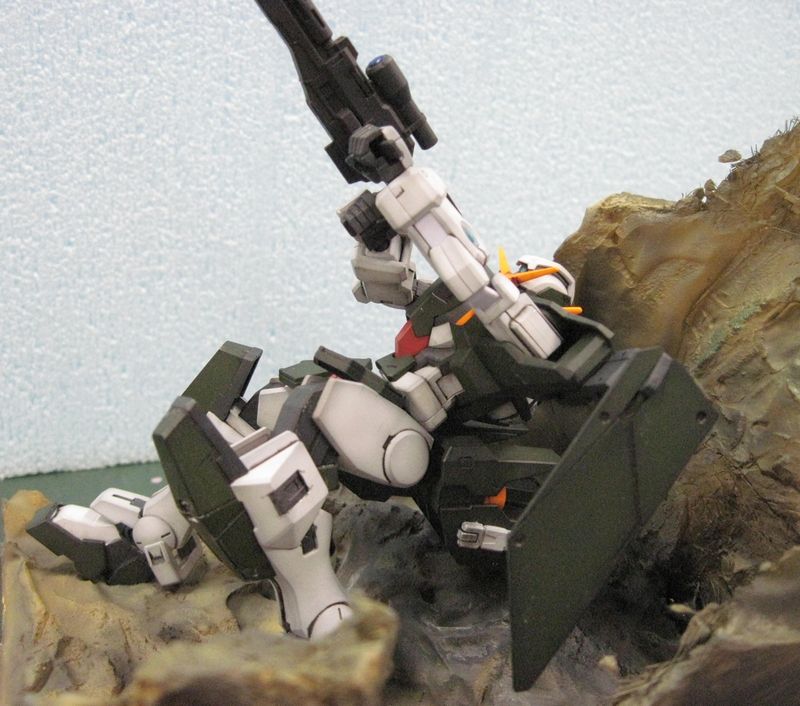 狙い撃つぜ ガンダムデュナメス完成 中央工学校 模型同好会