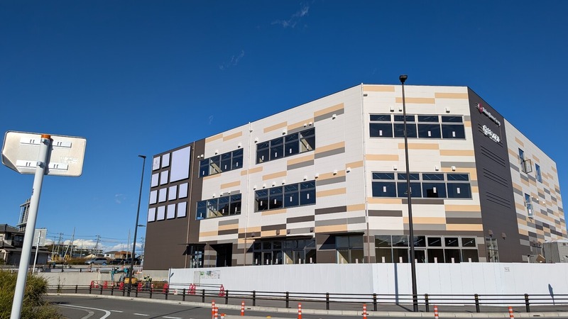 「北柏駅」北口の複合商業施設「アクロスプラザ北柏（仮称）」の工事状況（2025年11月10日）