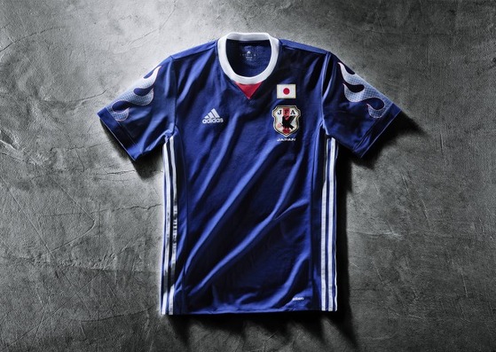FIFA���ɥ��å׽�о����20��ǯ���ꥢ���˥ե�����