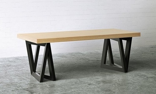 SOUND TABLE