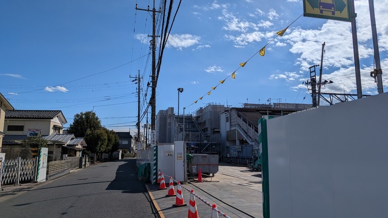 初石駅