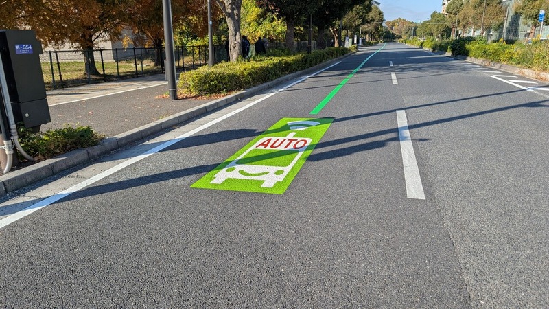 自動運転バス
