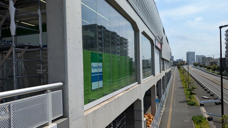 ファミリーマート TX柏たなか駅店