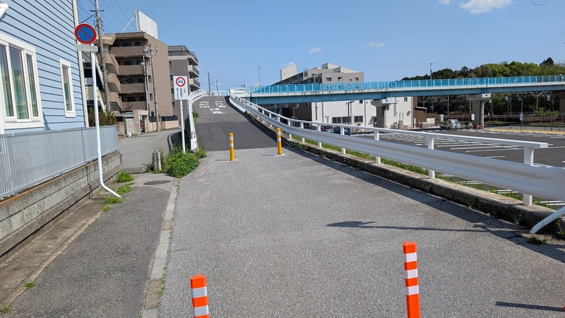 北柏駅近くの「根戸新田跨線橋」の四輪車通行不可が開始
