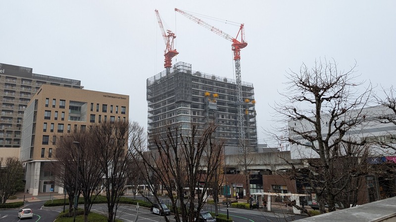 「柏の葉キャンパス駅前」149街区の43階建てタワーマンション「パークタワー柏の葉キャンパス」の工事状況（2025年12月25日）